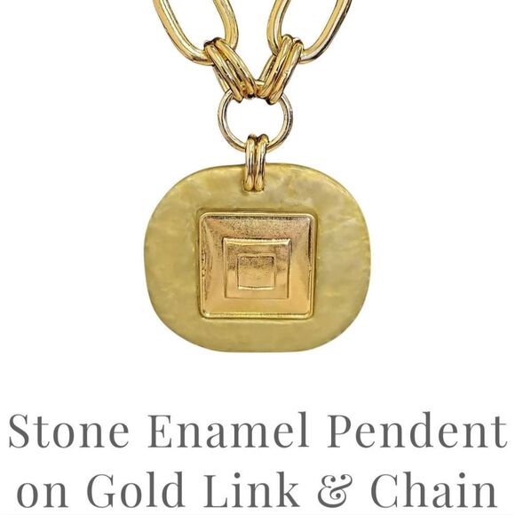 STONE ENAMEL STATEMENT MEDALLION W/ GOLD HARDWARE - Picture 1 of 8